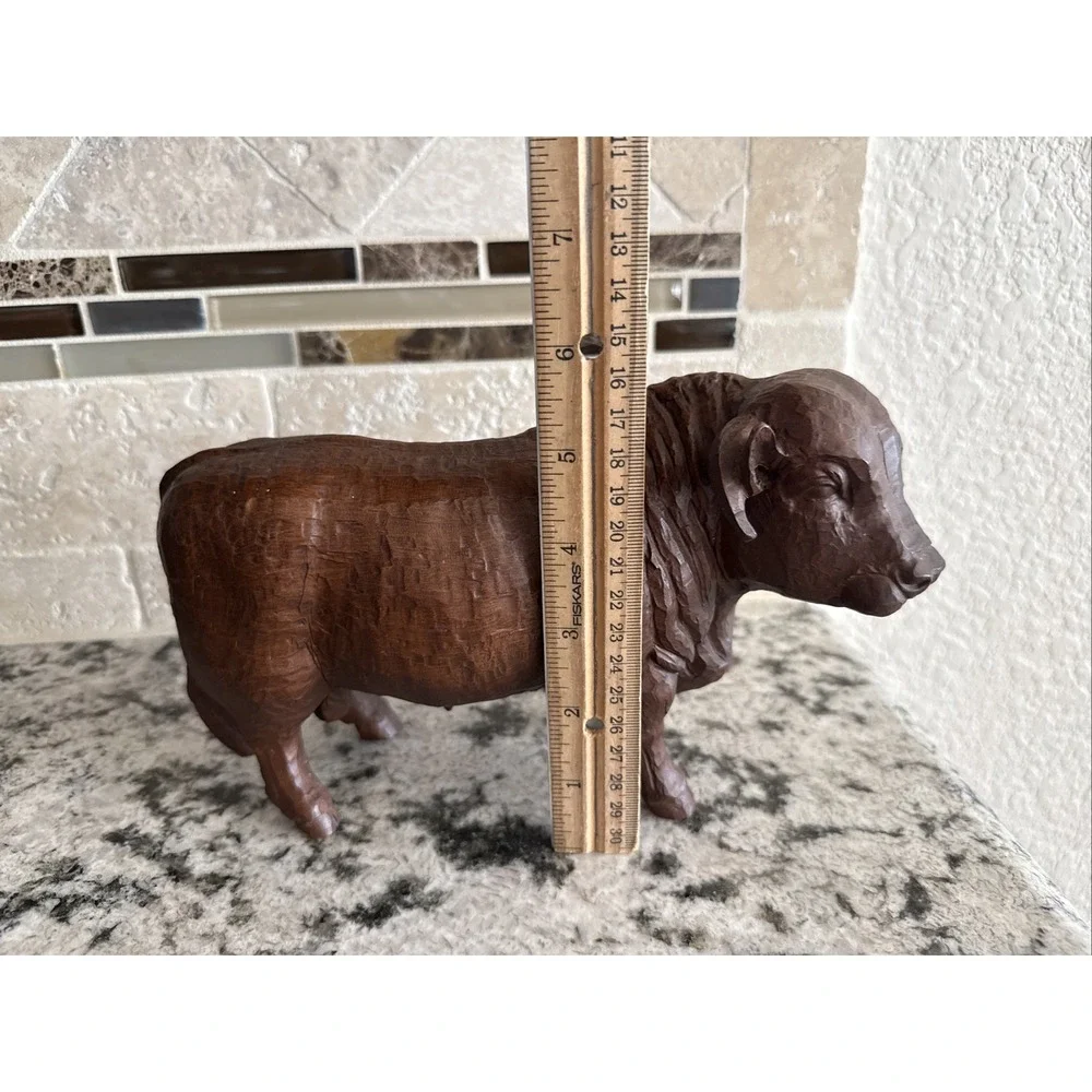 RED MILL BULL FIGURINE VERY DETAILED & SIGNED- MUST SEE
